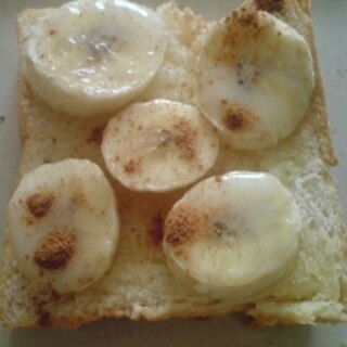 練乳かけバナナのトースト